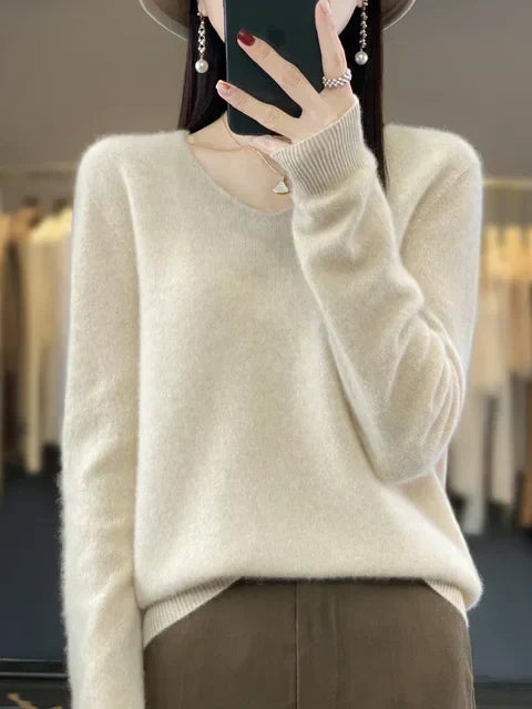 Vespera | Women's Relaxed Fit V-Neck Sweater - Green - Image 3