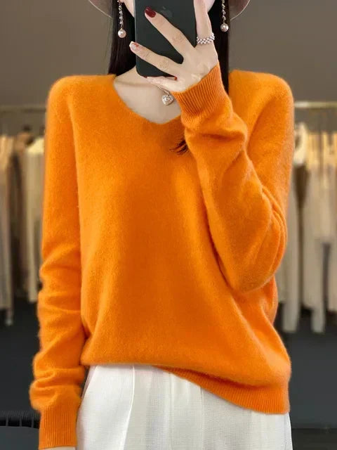 Vespera | Women's Relaxed Fit V-Neck Sweater - Green - Image 10