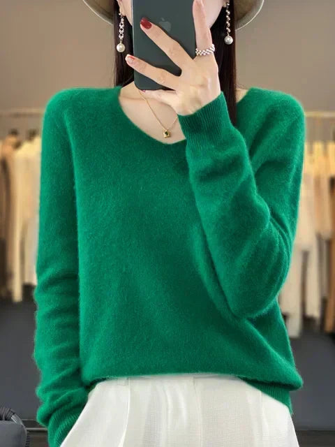 Vespera | Women's Relaxed Fit V-Neck Sweater - Green - Image 6