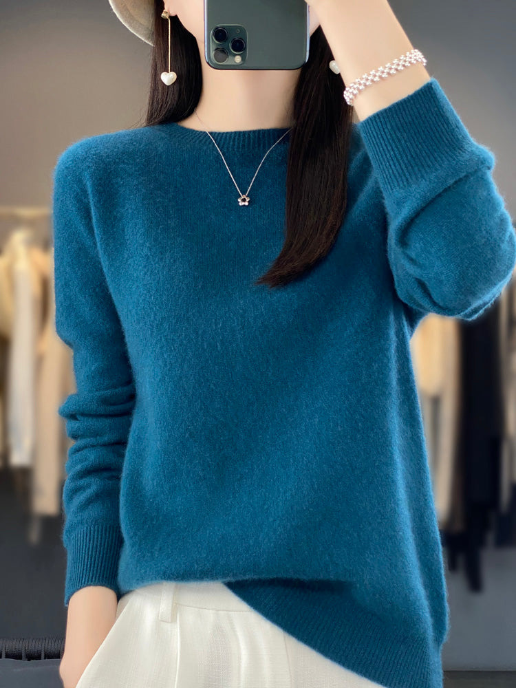 Aldora | Women's Relaxed Fit Knit Pullover Sweater - Sage - Image 2