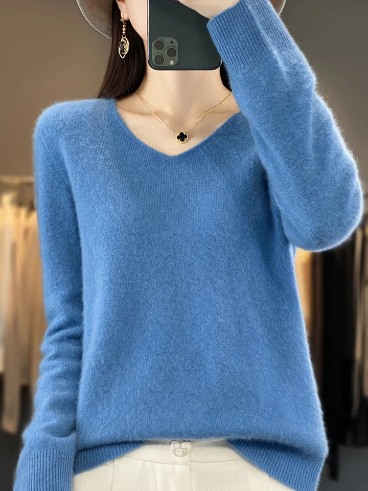 Vaelindra | Women's Relaxed Fit Knit Sweater - Green - Image 2